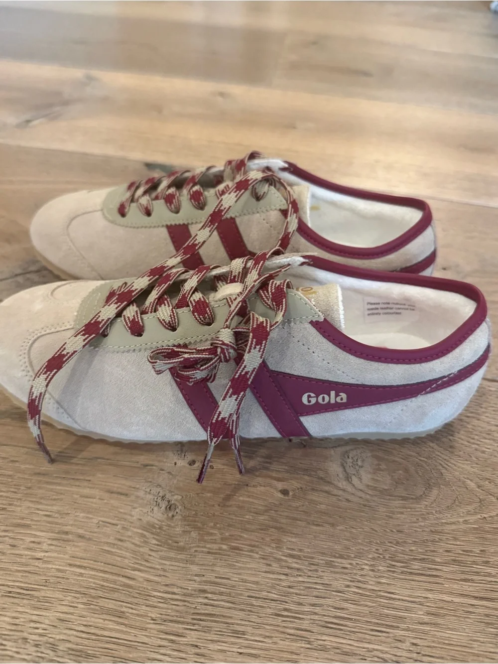 Gola Women's Cleora Low Top Sneakers